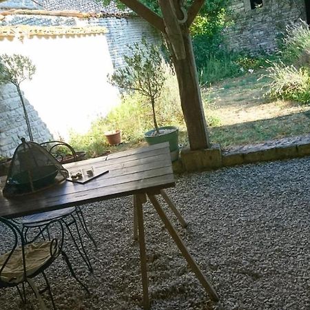 Appartement Fig Tree Barn à Gibourne Extérieur photo