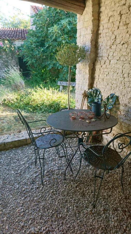 Appartement Fig Tree Barn à Gibourne Extérieur photo